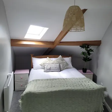 Апартаменты Quirky Modern In Kerry